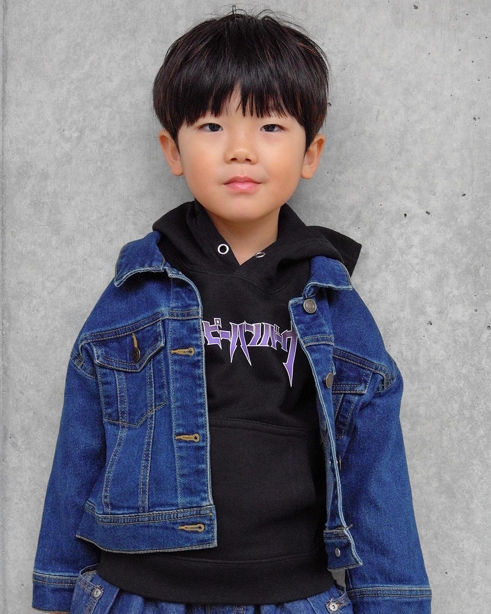 ロックバンドロゴスウェットパーカーキッズ【デッドストックセール】